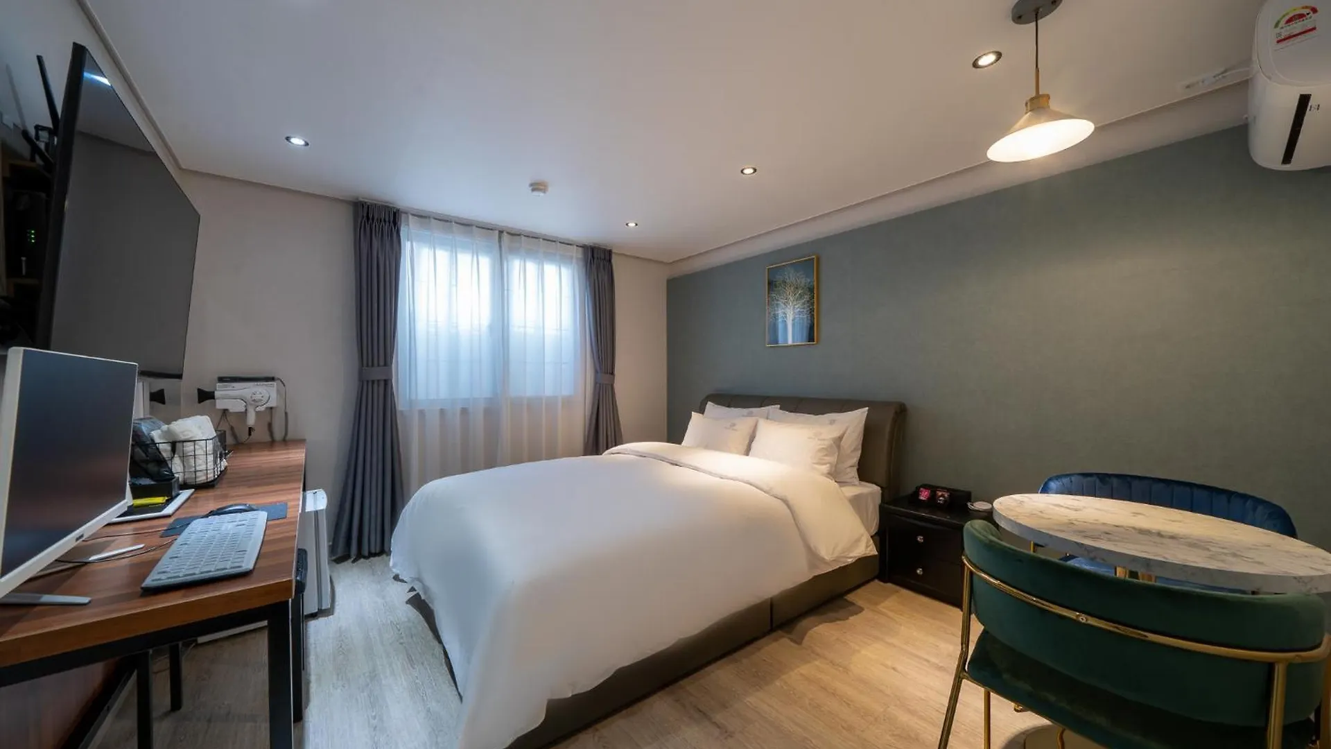 Hotel Band Busan